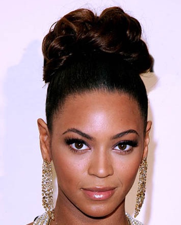 Beyonce - Source: BeautyRiot.com